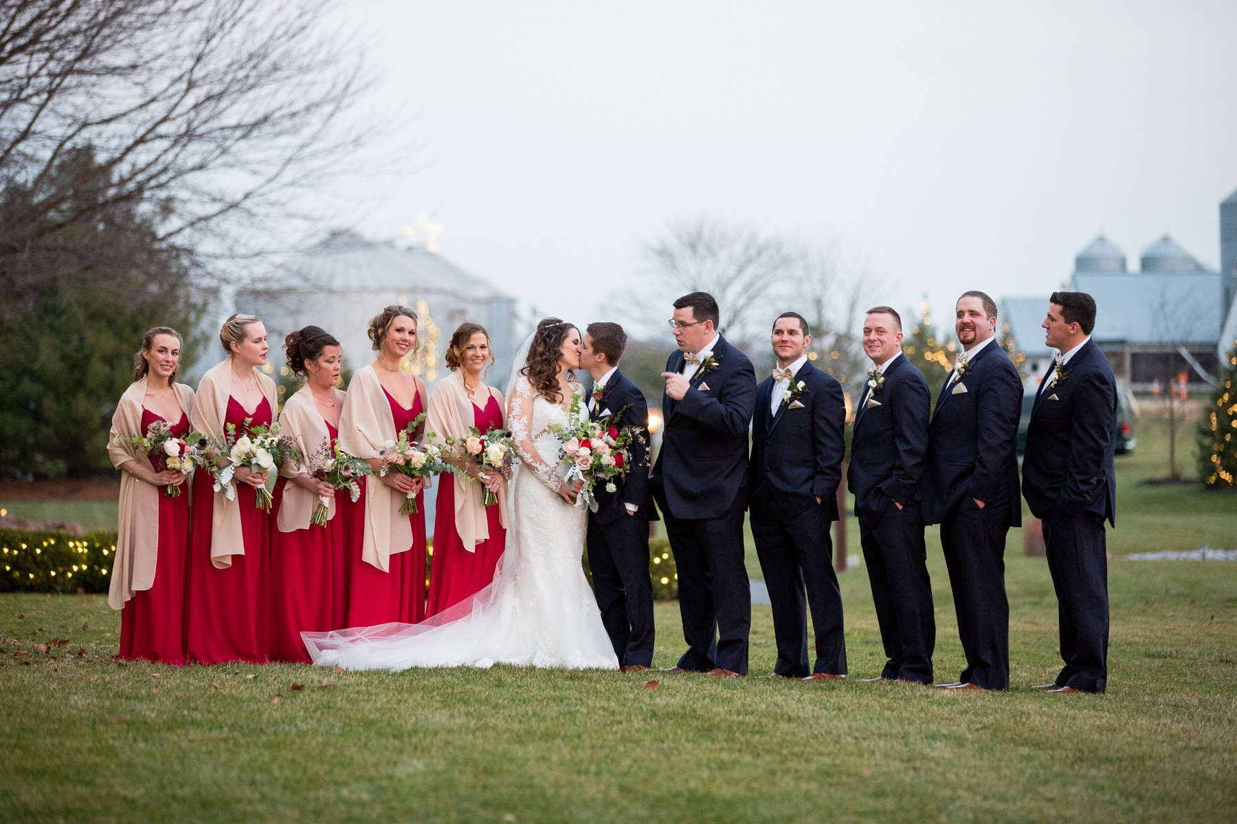 Harvest View Barn Hershey Farms Elizabethtown Pa wedding photography